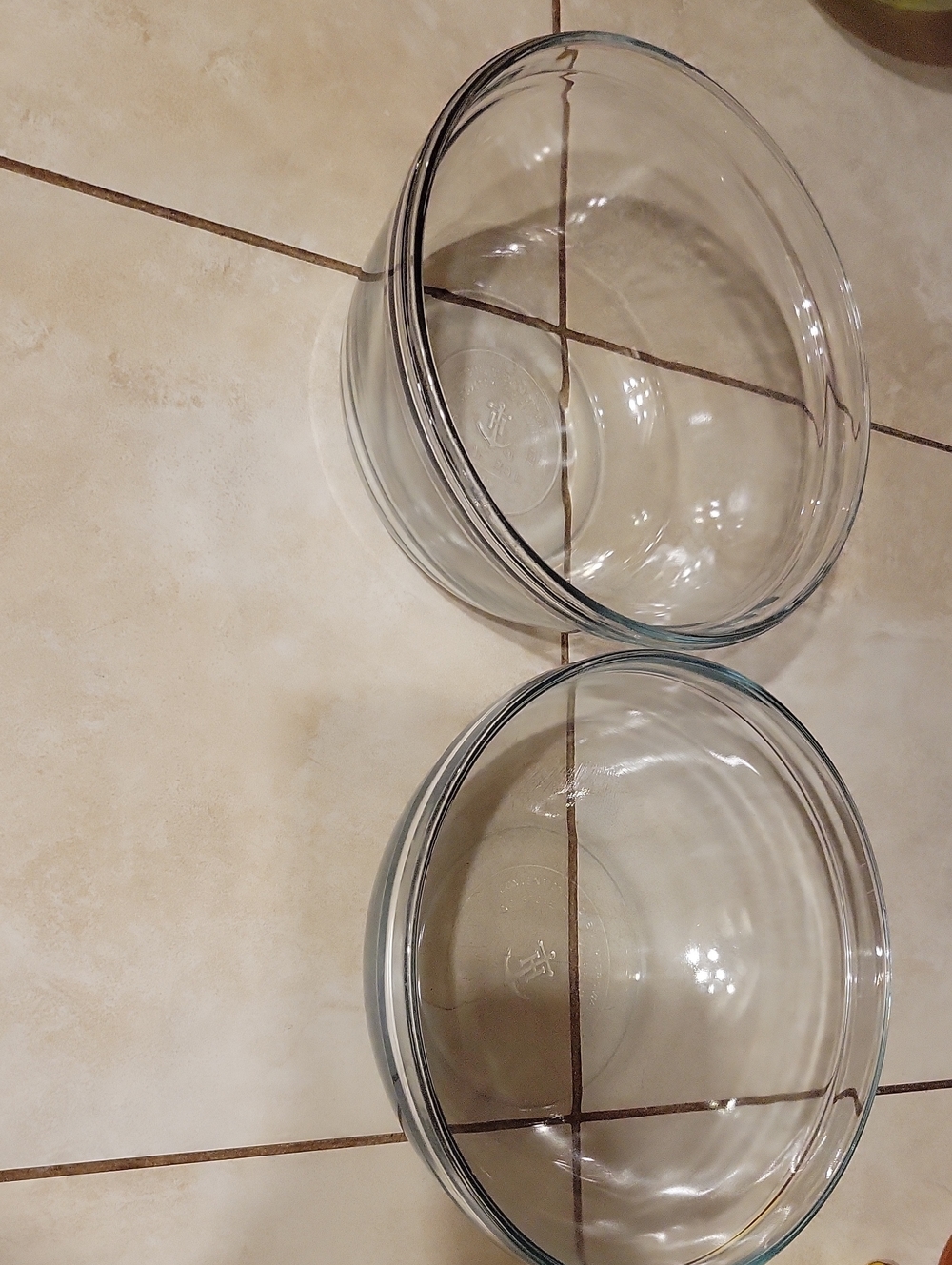Set Of 2 Anchor Hokong Glass Bowls